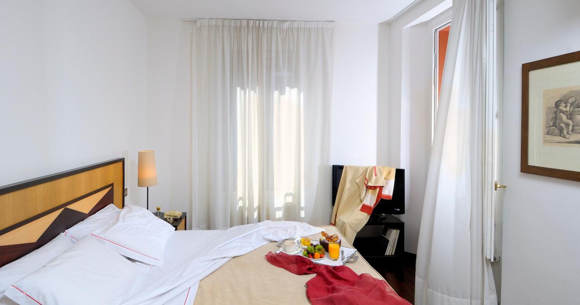 Phi Hotel Bologna Apartments المظهر الخارجي الصورة